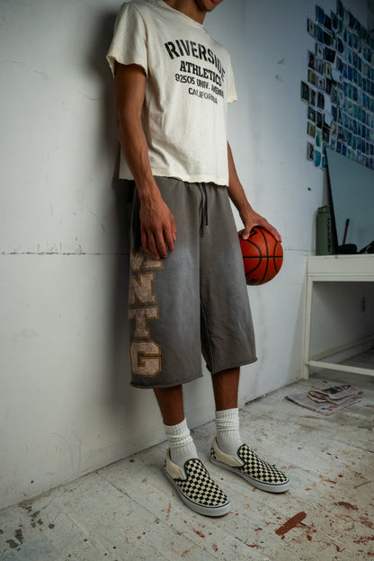MNTG 3/4 Shorts